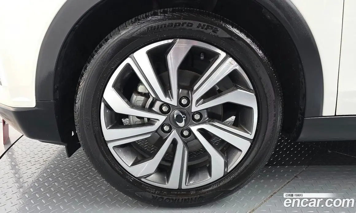 SsangYong TIBOLI 2020 1.5 автомат (гидро), фото 5 SsangYong TIBOLI 2020 1.5 автомат (гидро), фото 5