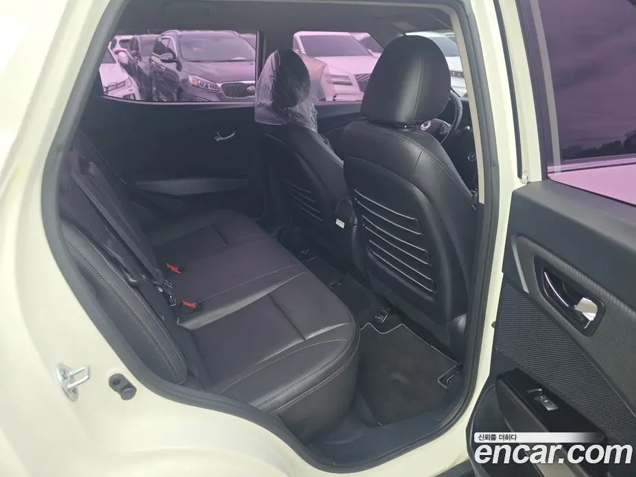 SsangYong TIBOLI 2020 1.5 автомат (гидро), фото 7 SsangYong TIBOLI 2020 1.5 автомат (гидро), фото 7