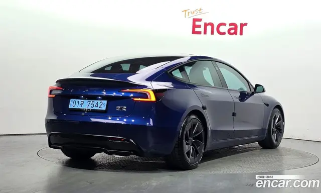 Tesla Model 3 2024 0.2 автомат (гидро), миниатюра 2