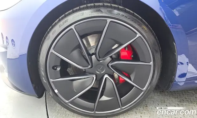 Tesla Model 3 2024 0.2 автомат (гидро), миниатюра 5