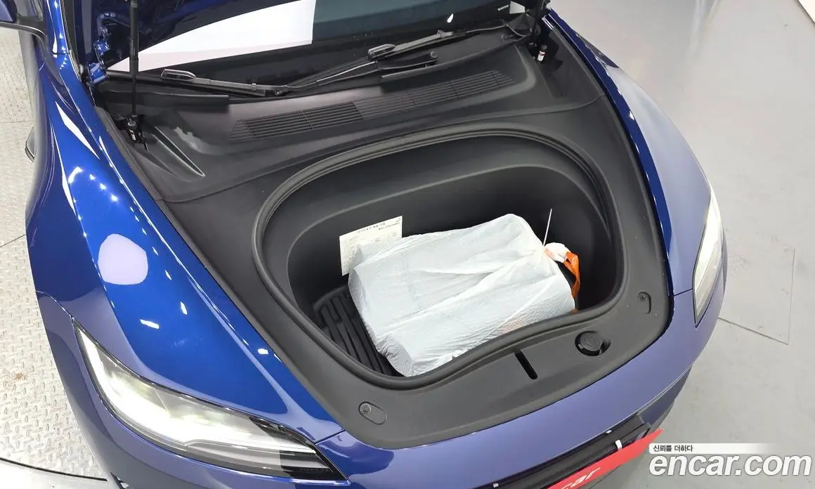 Tesla Model 3 2024 0.2 автомат (гидро), фото 6