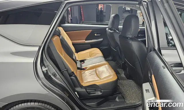 Toyota Prius 2017 1.8 автомат (гидро), миниатюра 11 Toyota Prius 2017 1.8 автомат (гидро), миниатюра 11