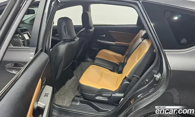 Toyota Prius 2017 1.8 автомат (гидро), миниатюра 12