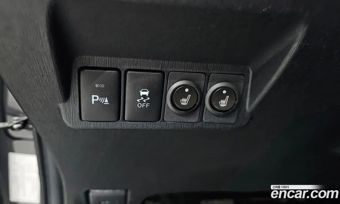 Toyota Prius 2017 1.8 автомат (гидро), фото 14 Toyota Prius 2017 1.8 автомат (гидро), фото 14