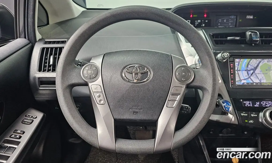 Toyota Prius 2017 1.8 автомат (гидро), фото 15 Toyota Prius 2017 1.8 автомат (гидро), фото 15