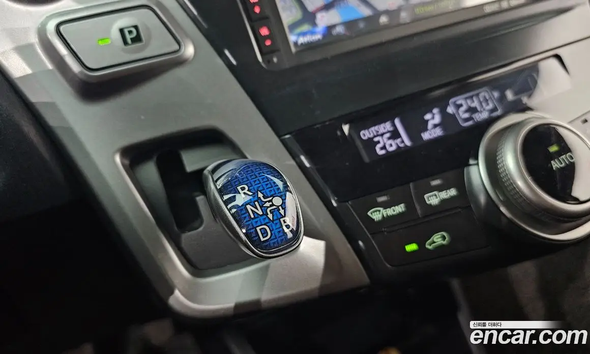 Toyota Prius 2017 1.8 автомат (гидро), фото 9 Toyota Prius 2017 1.8 автомат (гидро), фото 9