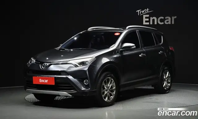 Toyota RAV4, 2018, 110 348 км
