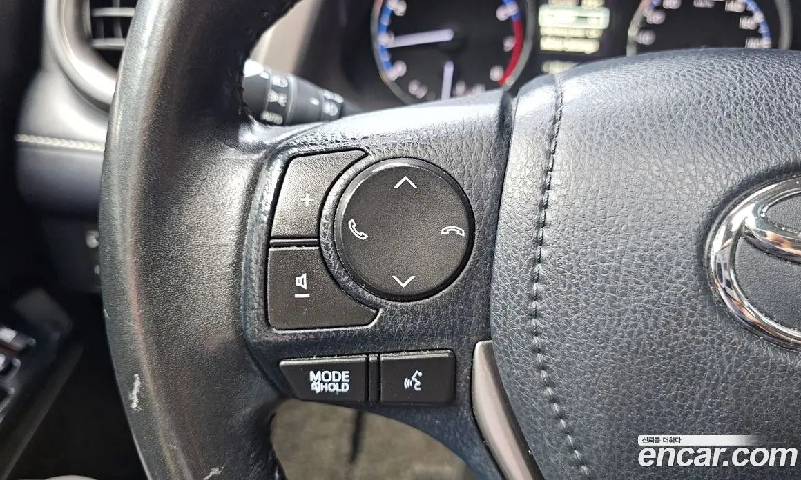 Toyota RAV4 2018 2.5 автомат (гидро), фото 27 Toyota RAV4 2018 2.5 автомат (гидро), фото 27