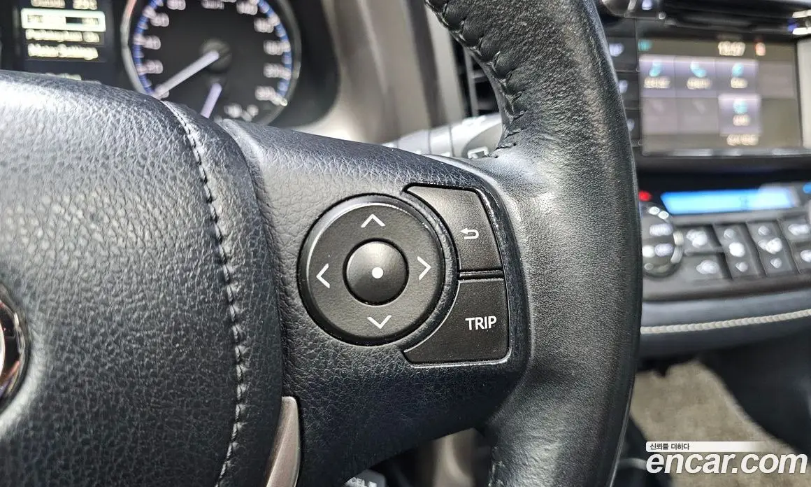 Toyota RAV4 2018 2.5 автомат (гидро), фото 28 Toyota RAV4 2018 2.5 автомат (гидро), фото 28
