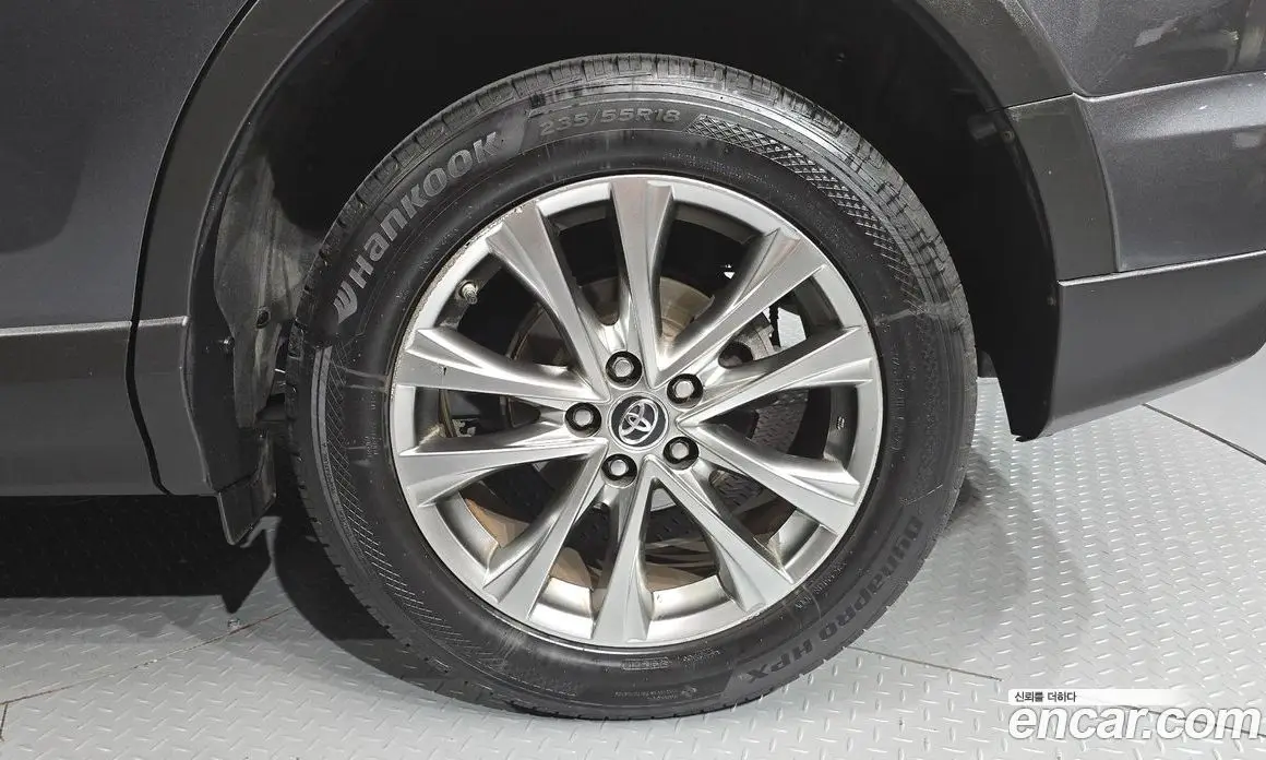Toyota RAV4 2018 2.5 автомат (гидро), фото 7 Toyota RAV4 2018 2.5 автомат (гидро), фото 7