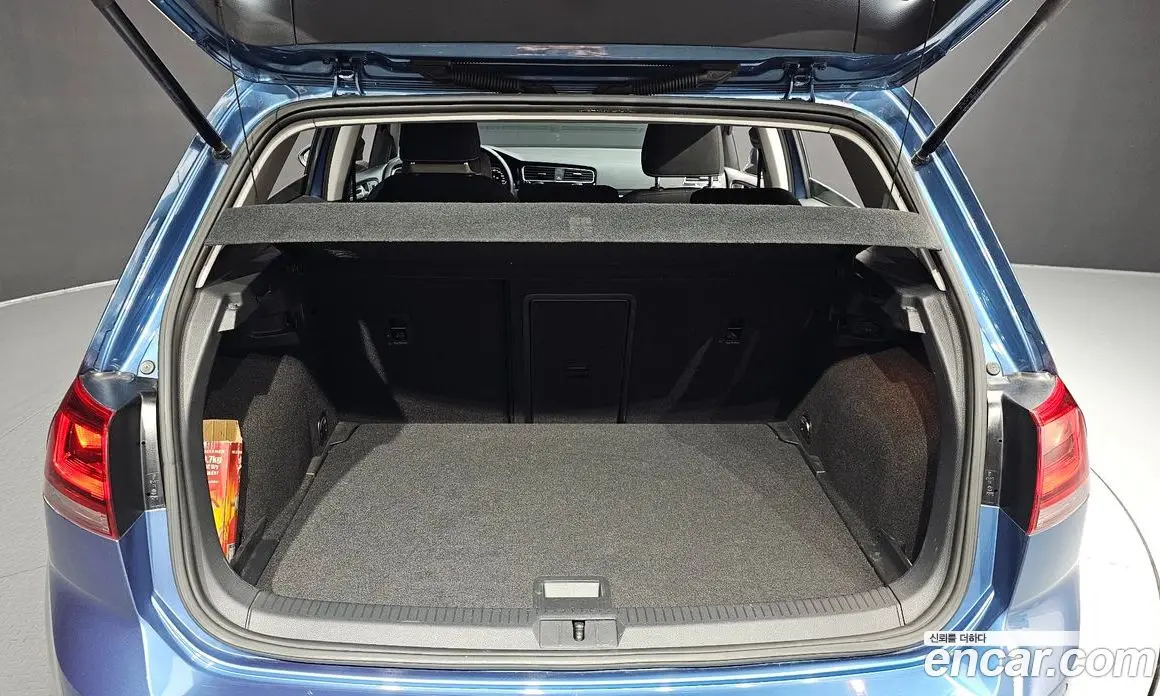 Volkswagen Golf 2015 1.6 автомат (гидро), фото 20 Volkswagen Golf 2015 1.6 автомат (гидро), фото 20