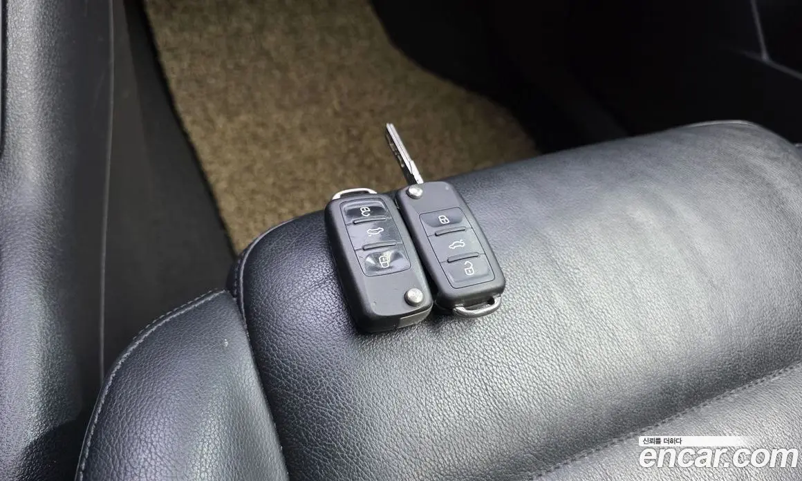 Volkswagen Tiguan 2015 2.0 автомат (гидро), фото 17 Volkswagen Tiguan 2015 2.0 автомат (гидро), фото 17