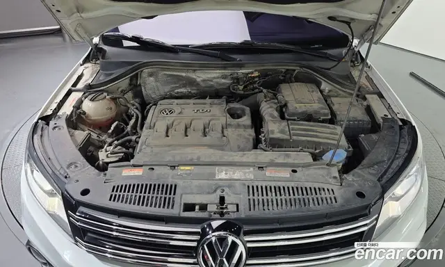 Volkswagen Tiguan 2015 2.0 автомат (гидро), миниатюра 6 Volkswagen Tiguan 2015 2.0 автомат (гидро), миниатюра 6