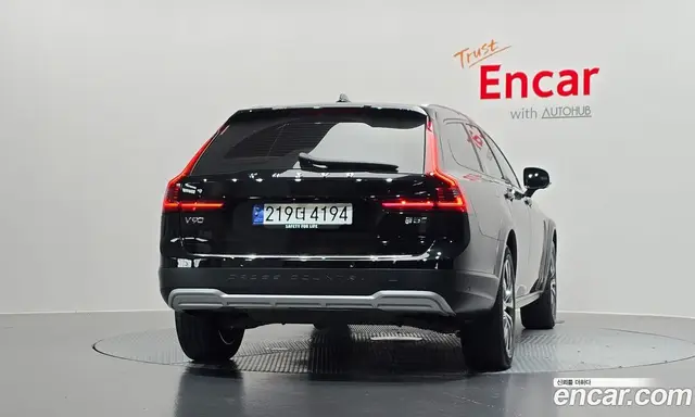 Volvo V90 2023 2.0 автомат (гидро), миниатюра 3 Volvo V90 2023 2.0 автомат (гидро), миниатюра 3