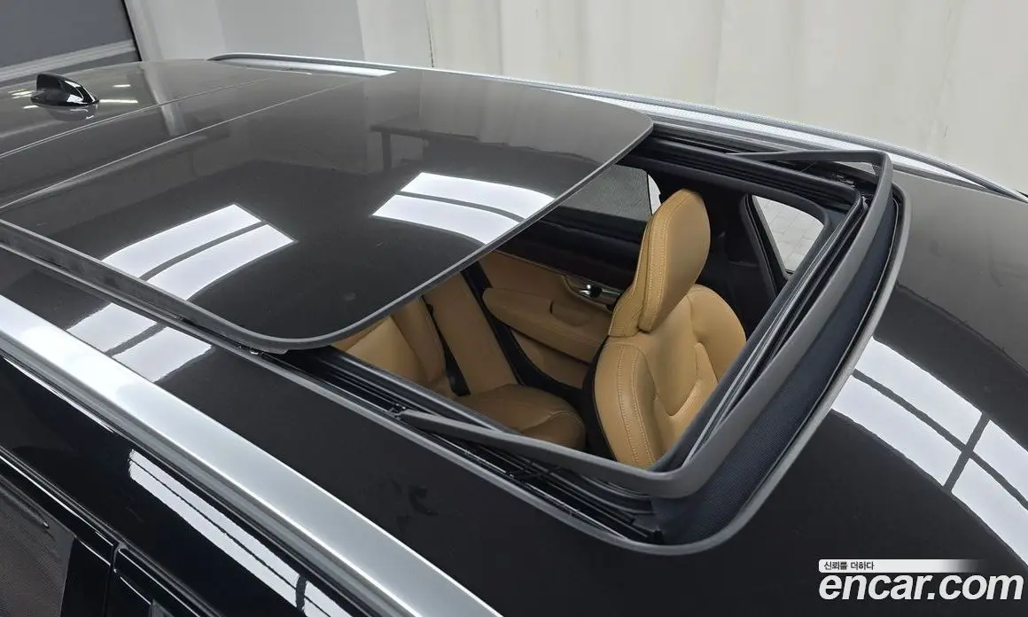 Volvo V90 2023 2.0 автомат (гидро), фото 26 Volvo V90 2023 2.0 автомат (гидро), фото 26