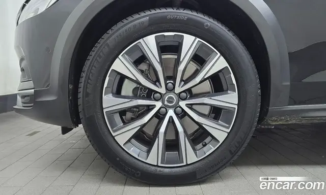 Volvo V90 2023 2.0 автомат (гидро), миниатюра 4 Volvo V90 2023 2.0 автомат (гидро), миниатюра 4