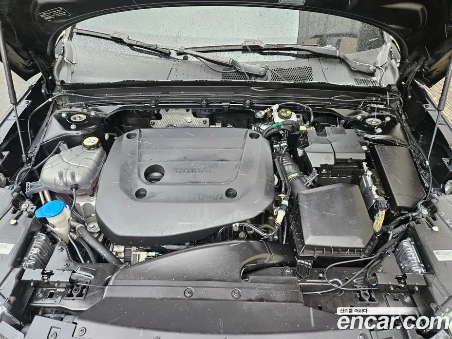 Volvo XC40 2021 2.0 автомат (гидро), фото 18