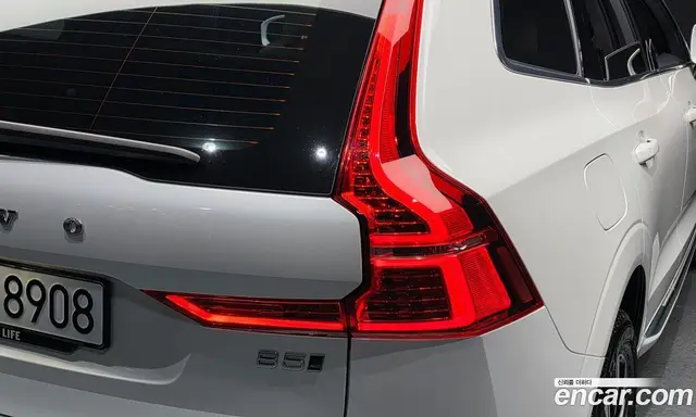Volvo XC60 2023 2.0 автомат (гидро), миниатюра 8