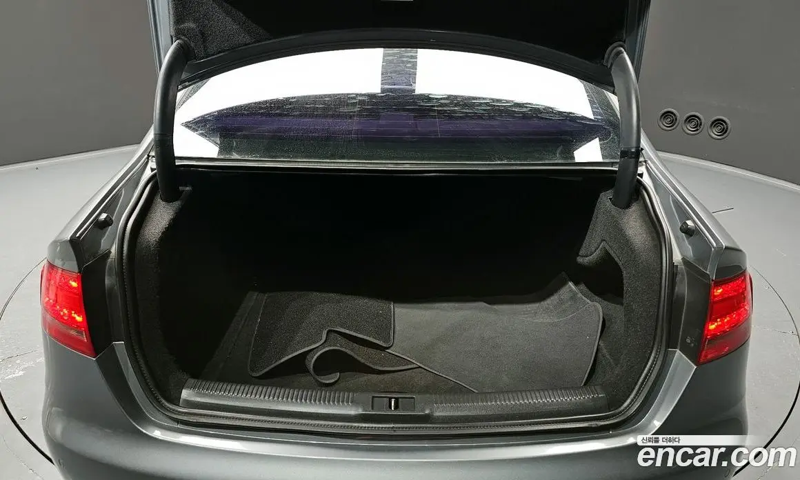 Audi A4 2011 2.0 автомат (гидро), фото 20 Audi A4 2011 2.0 автомат (гидро), фото 20