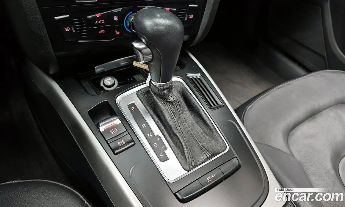 Audi A4 2011 2.0 автомат (гидро), фото 9 Audi A4 2011 2.0 автомат (гидро), фото 9