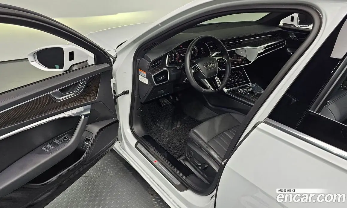 Audi A6 2021 2.0 автомат (гидро), фото 17