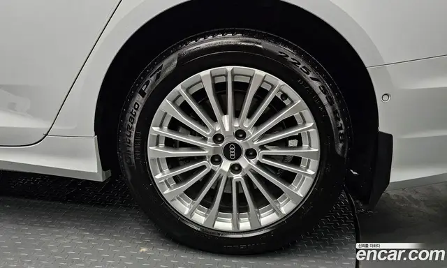 Audi A6 2021 2.0 автомат (гидро), миниатюра 7