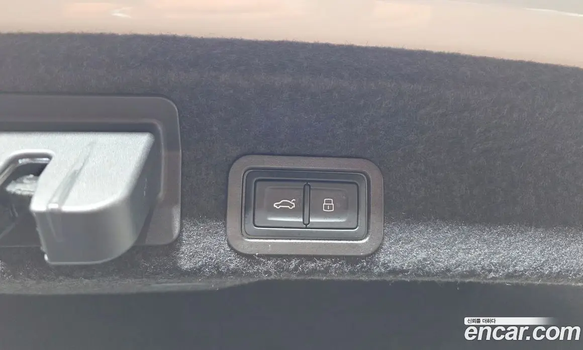 Audi A6 2023 2.0 автомат (гидро), фото 28