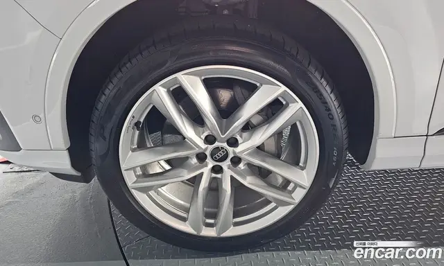 Audi Q7 2023 3.0 автомат (гидро), миниатюра 5 Audi Q7 2023 3.0 автомат (гидро), миниатюра 5