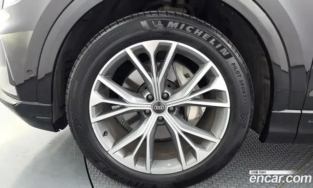 Audi Q8 2022 3.0 автомат (гидро), миниатюра 5 Audi Q8 2022 3.0 автомат (гидро), миниатюра 5
