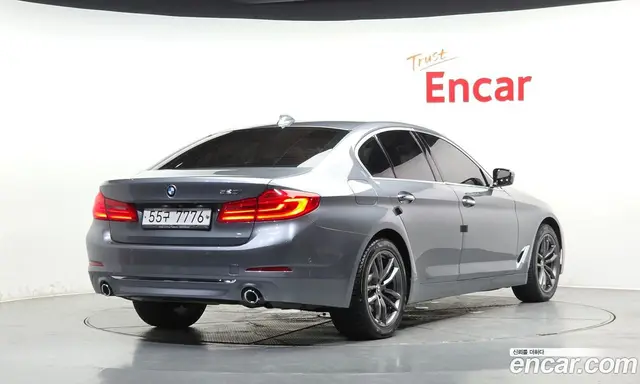BMW 5 серия 2018 2.0 автомат (гидро), миниатюра 2