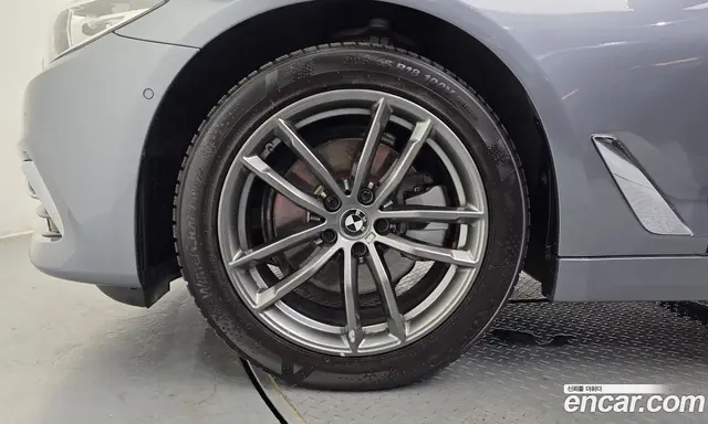 BMW 5 серия 2018 2.0 автомат (гидро), миниатюра 5