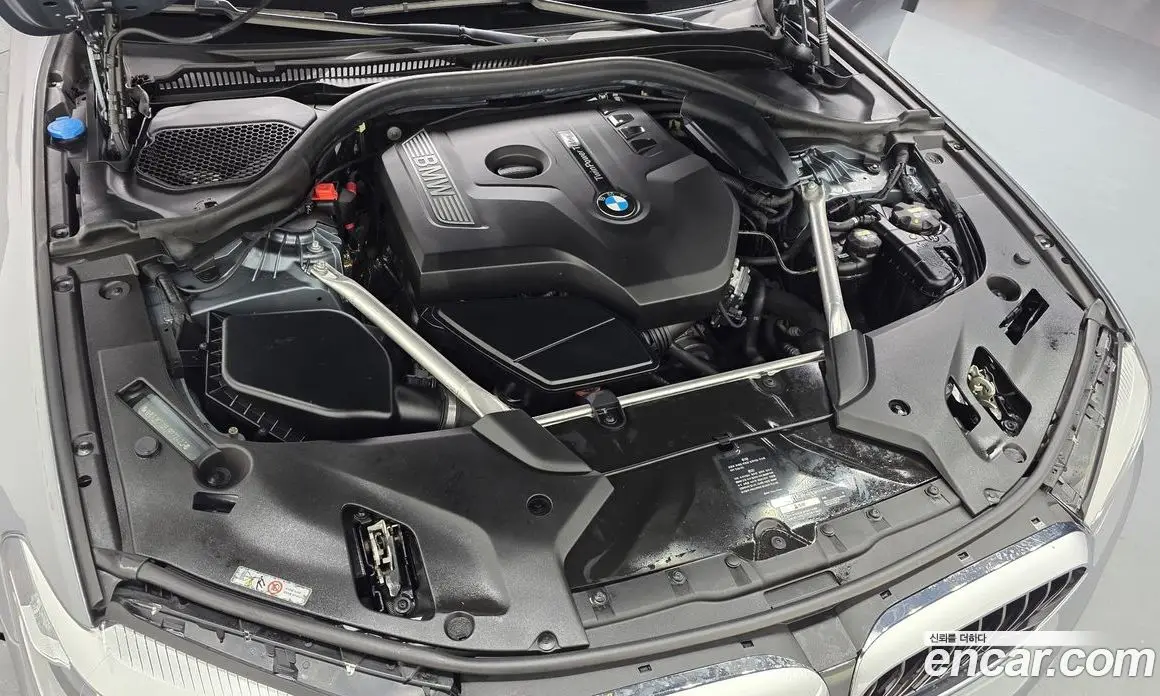 BMW 5 серия 2018 2.0 автомат (гидро), фото 6