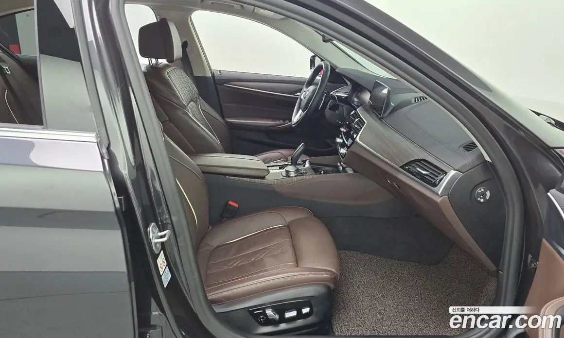BMW 5 серия 2020 2.0 автомат (гидро), фото 16