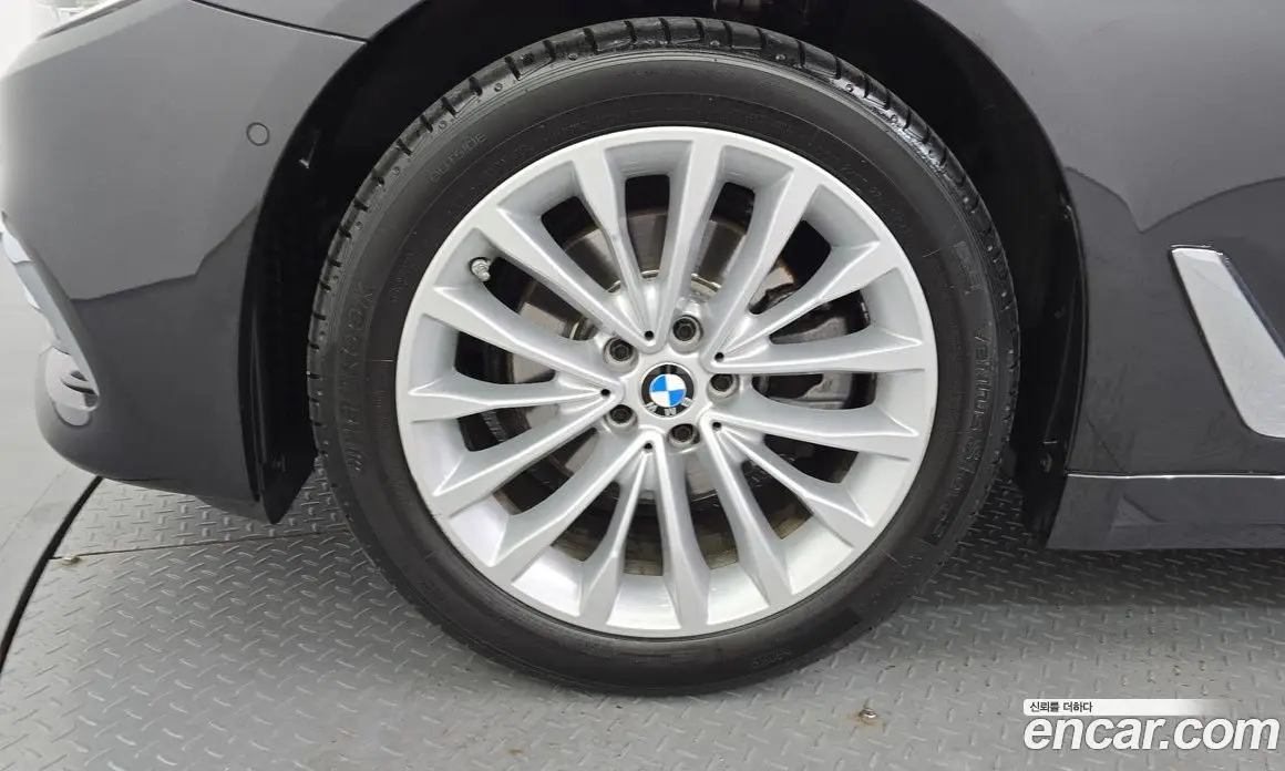BMW 5 серия 2020 2.0 автомат (гидро), фото 5