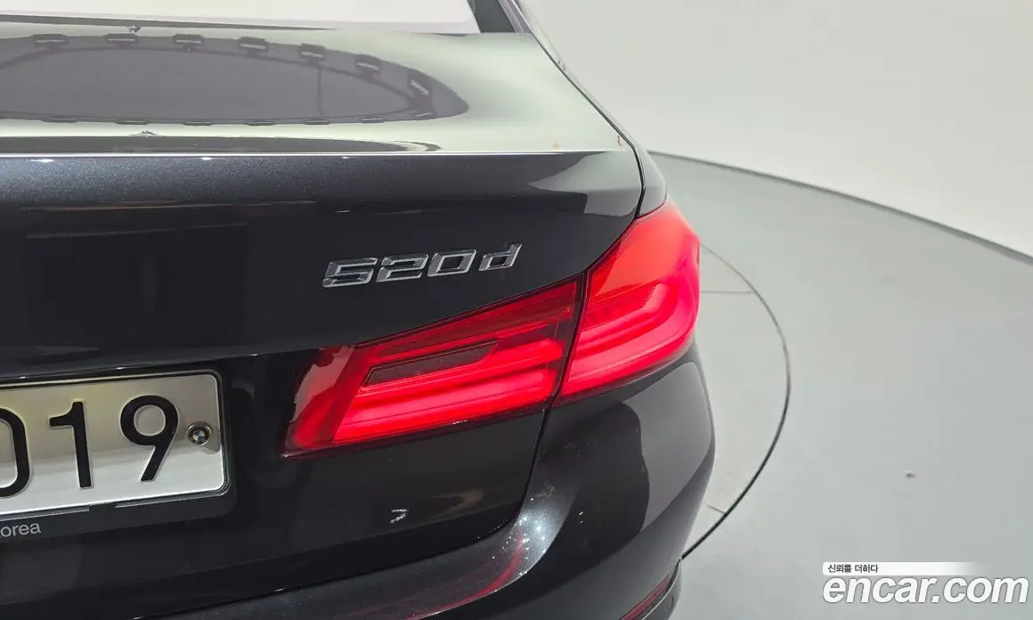 BMW 5 серия 2020 2.0 автомат (гидро), фото 9