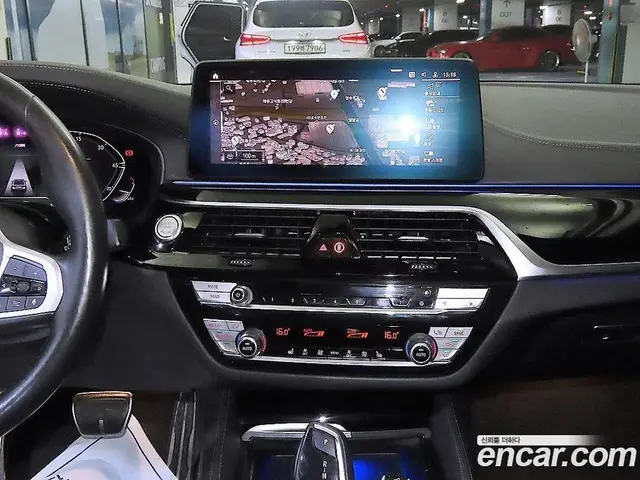 BMW 5 серия 2021 2.0 автомат (гидро), миниатюра 11