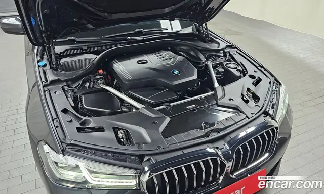 BMW 5 серия 2023 2.0 автомат (гидро), миниатюра 6 BMW 5 серия 2023 2.0 автомат (гидро), миниатюра 6