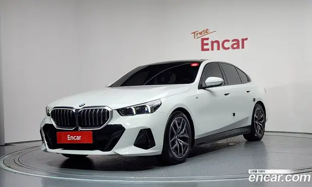 BMW 5 серия 2024 2.0 автомат (гидро), миниатюра 1 BMW 5 серия 2024 2.0 автомат (гидро), миниатюра 1