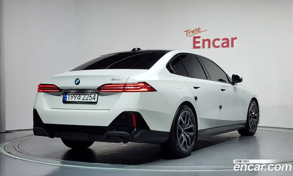 BMW 5 серия 2024 2.0 автомат (гидро), фото 2 BMW 5 серия 2024 2.0 автомат (гидро), фото 2