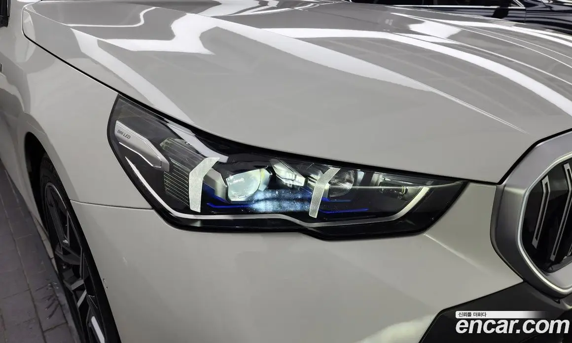 BMW 5 серия 2024 2.0 автомат (гидро), фото 8 BMW 5 серия 2024 2.0 автомат (гидро), фото 8