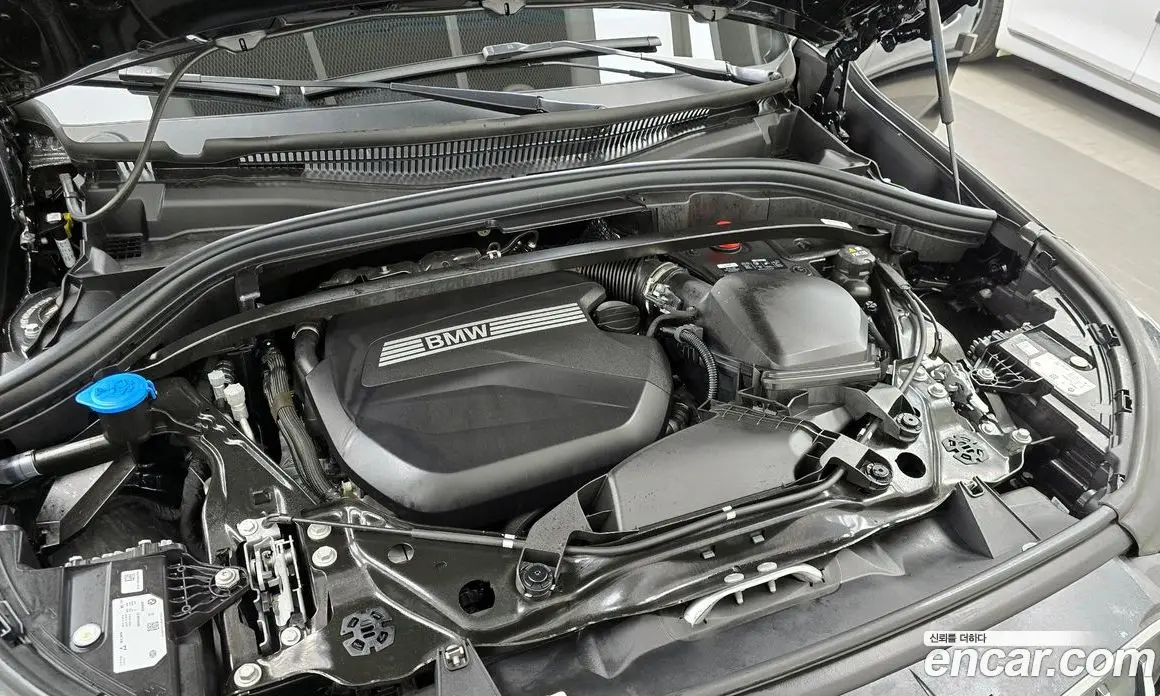 BMW X1 2025 2.0 автомат (гидро), фото 6