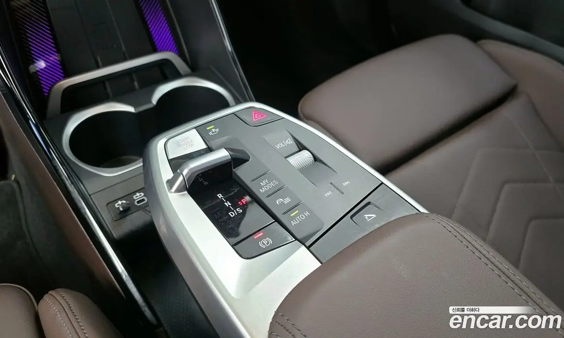 BMW X1 2025 2.0 автомат (гидро), фото 9