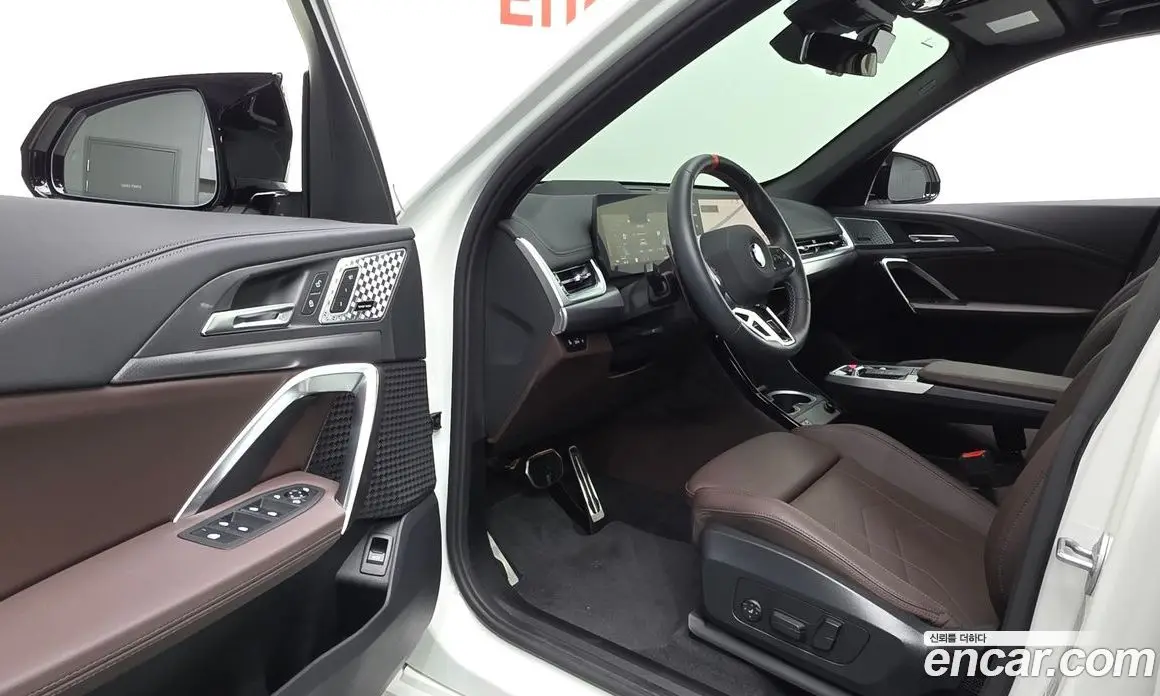 BMW X1 2025 2.0 автомат (гидро), фото 13 BMW X1 2025 2.0 автомат (гидро), фото 13