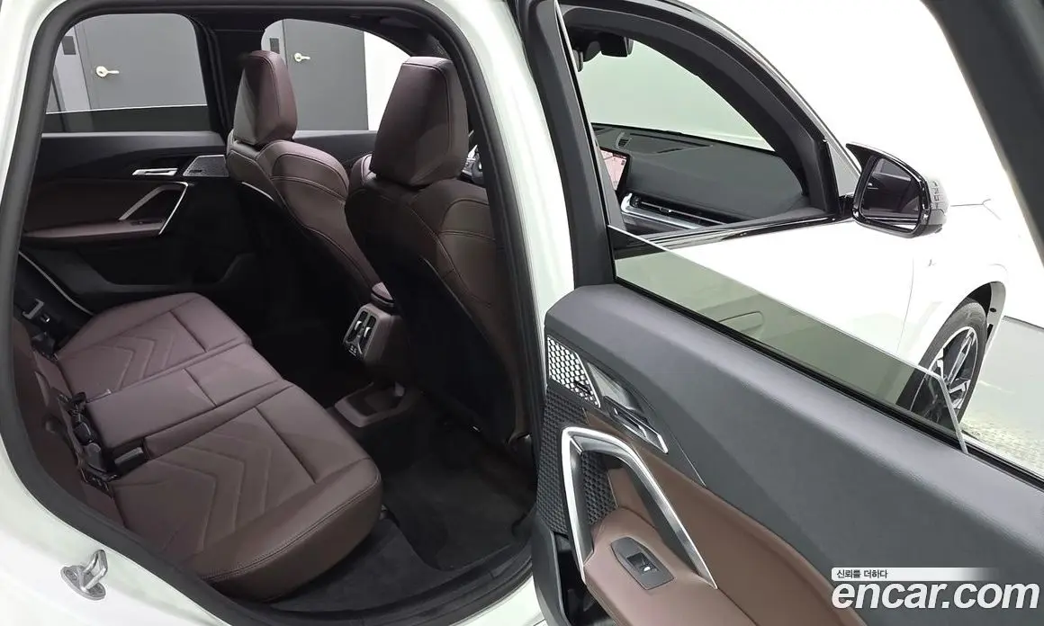 BMW X1 2025 2.0 автомат (гидро), фото 17 BMW X1 2025 2.0 автомат (гидро), фото 17