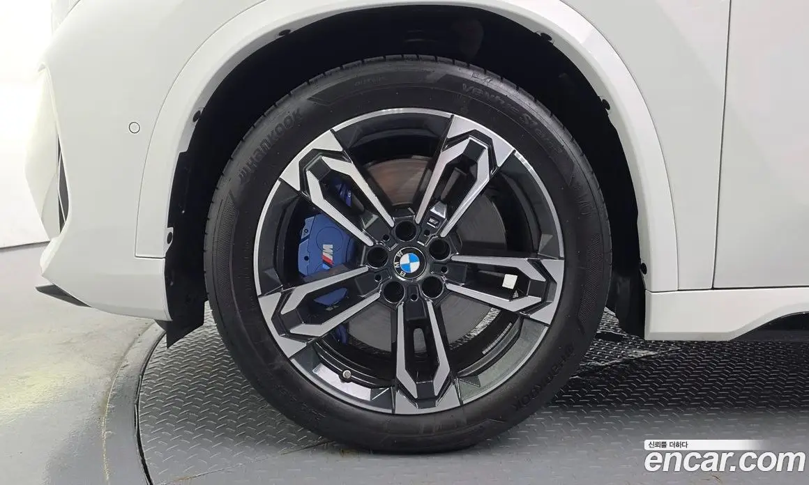 BMW X1 2025 2.0 автомат (гидро), фото 5 BMW X1 2025 2.0 автомат (гидро), фото 5