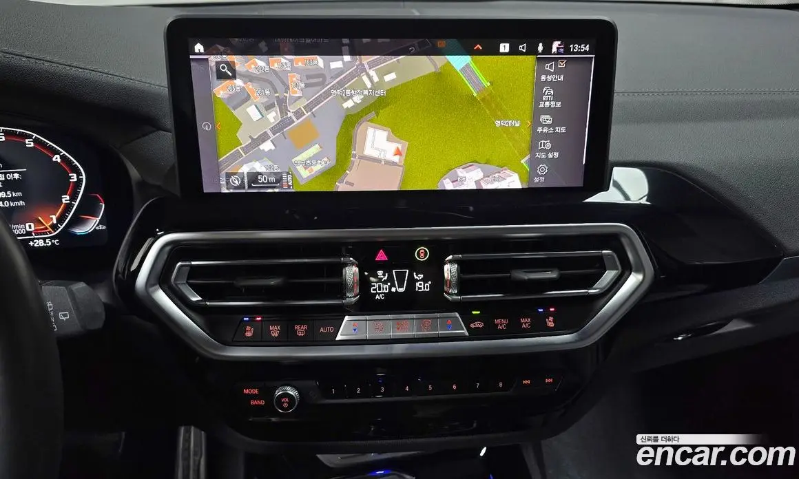 BMW X3 2024 3.0 автомат (гидро), фото 18