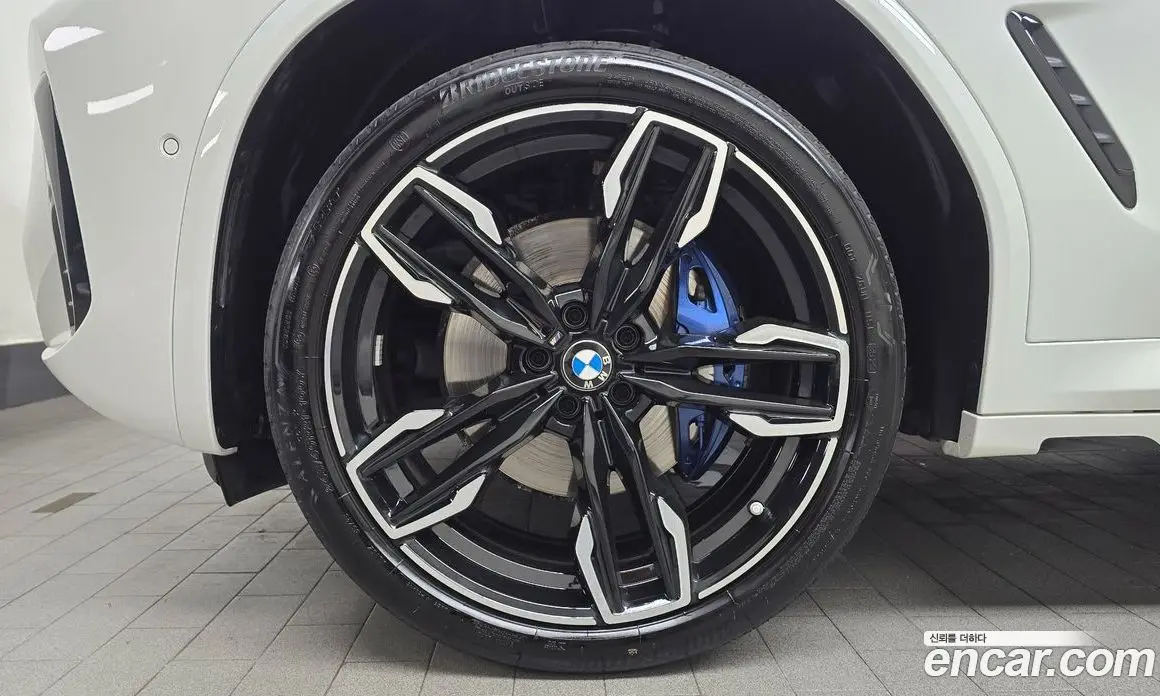 BMW X3 2024 3.0 автомат (гидро), фото 4