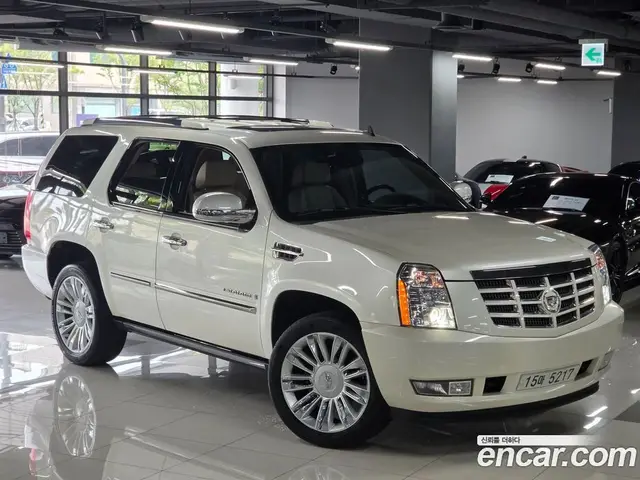 Cadillac Escalade 2008 6.2 автомат (гидро), миниатюра 1 Cadillac Escalade 2008 6.2 автомат (гидро), миниатюра 1