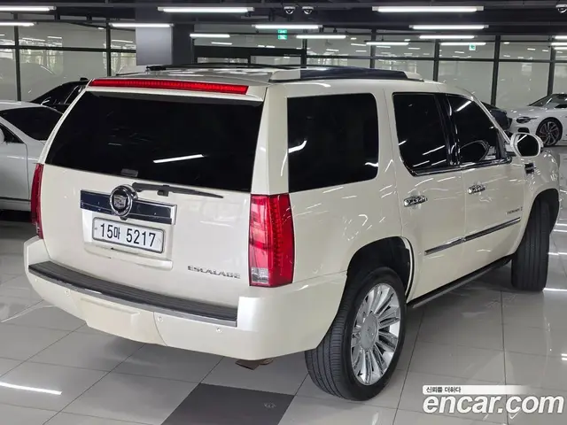 Cadillac Escalade 2008 6.2 автомат (гидро), миниатюра 2 Cadillac Escalade 2008 6.2 автомат (гидро), миниатюра 2