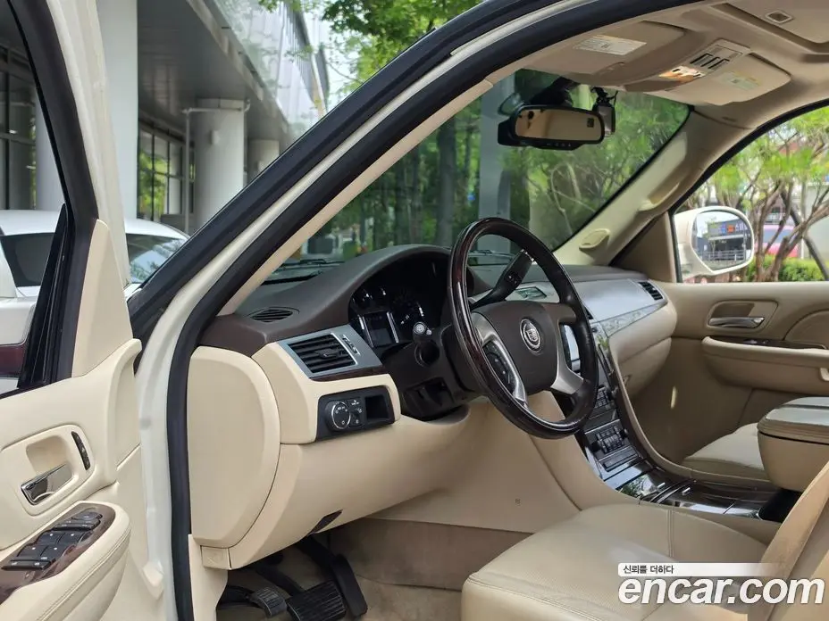 Cadillac Escalade 2008 6.2 автомат (гидро), фото 8 Cadillac Escalade 2008 6.2 автомат (гидро), фото 8